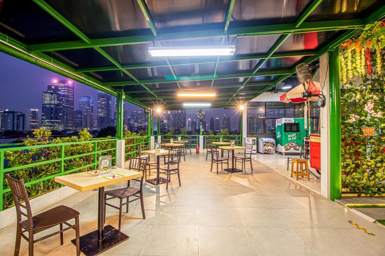 De 80'S Genteng Ijo Jakarta Kültér fotó